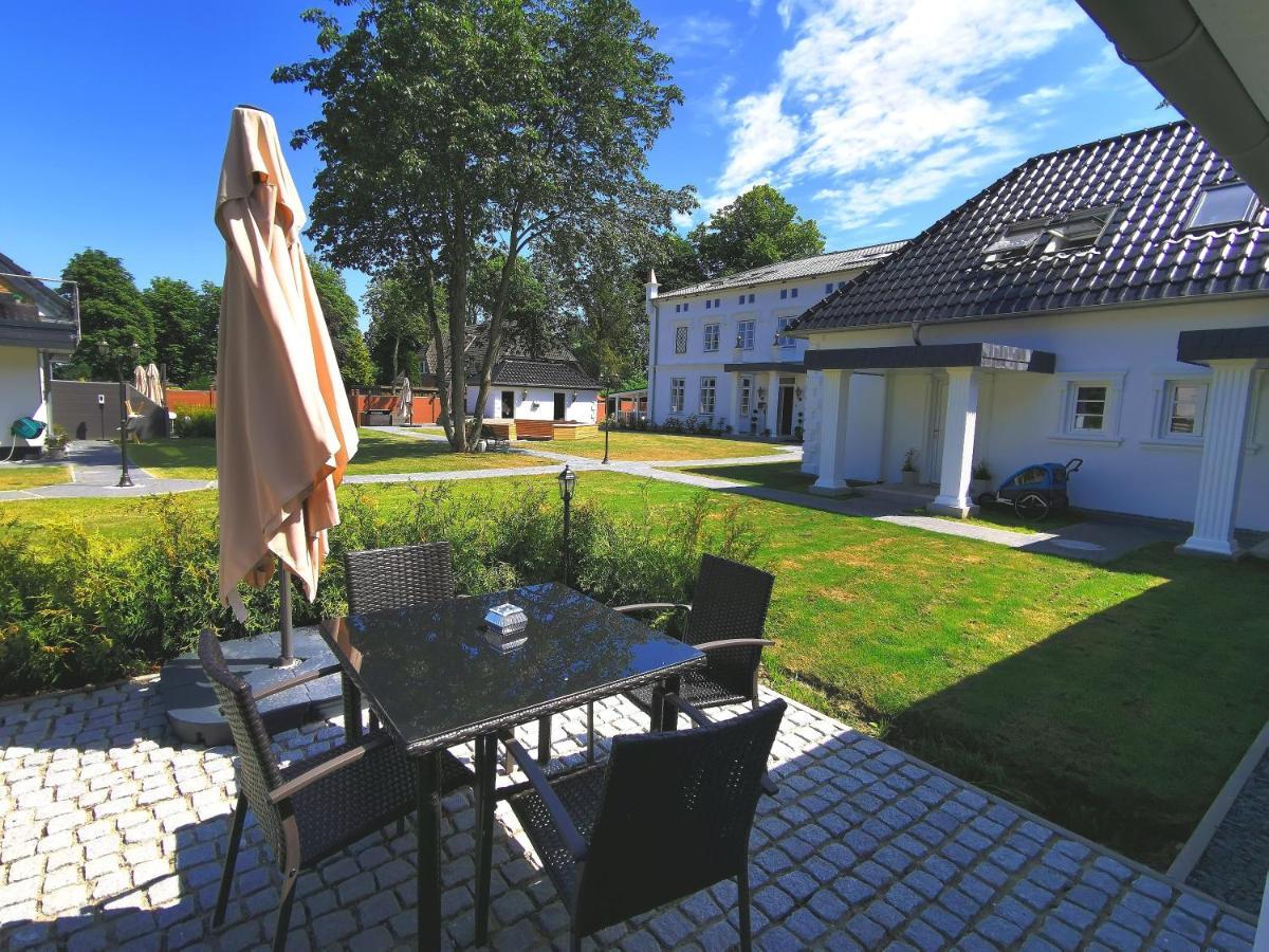 Kavaliershaus Henriettenhof 格洛米茨 外观 照片